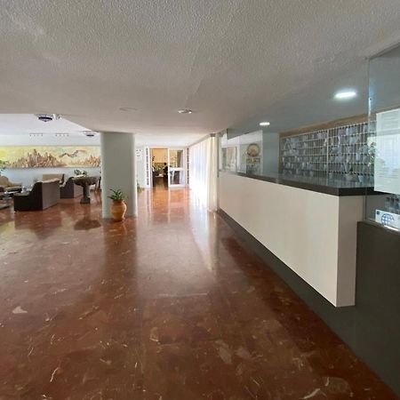 Apt Centrico Con Vistas Y Piscinas Benalmadena Exterior photo
