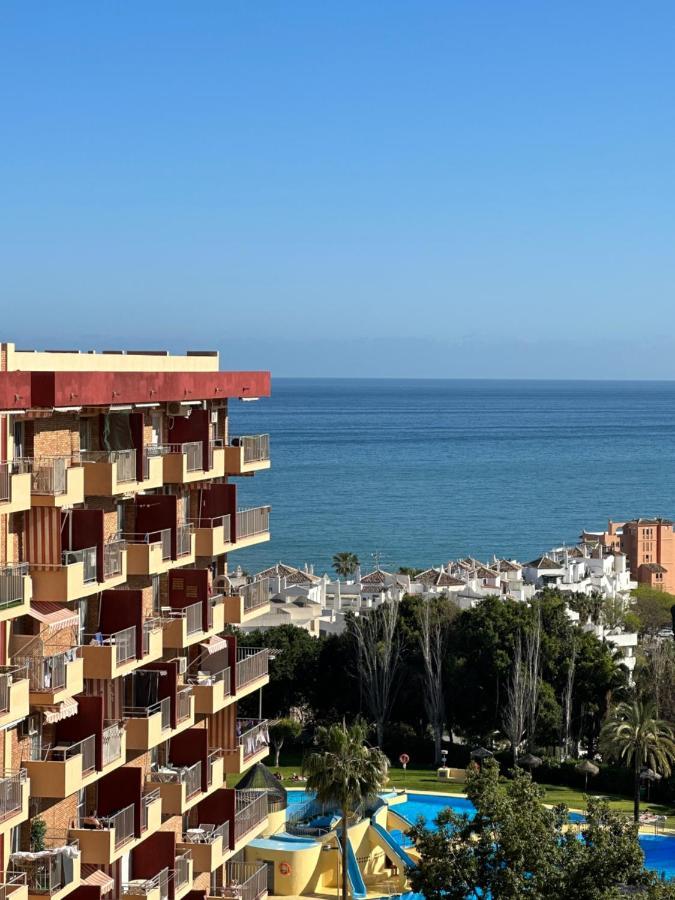 Apt Centrico Con Vistas Y Piscinas Benalmadena Exterior photo