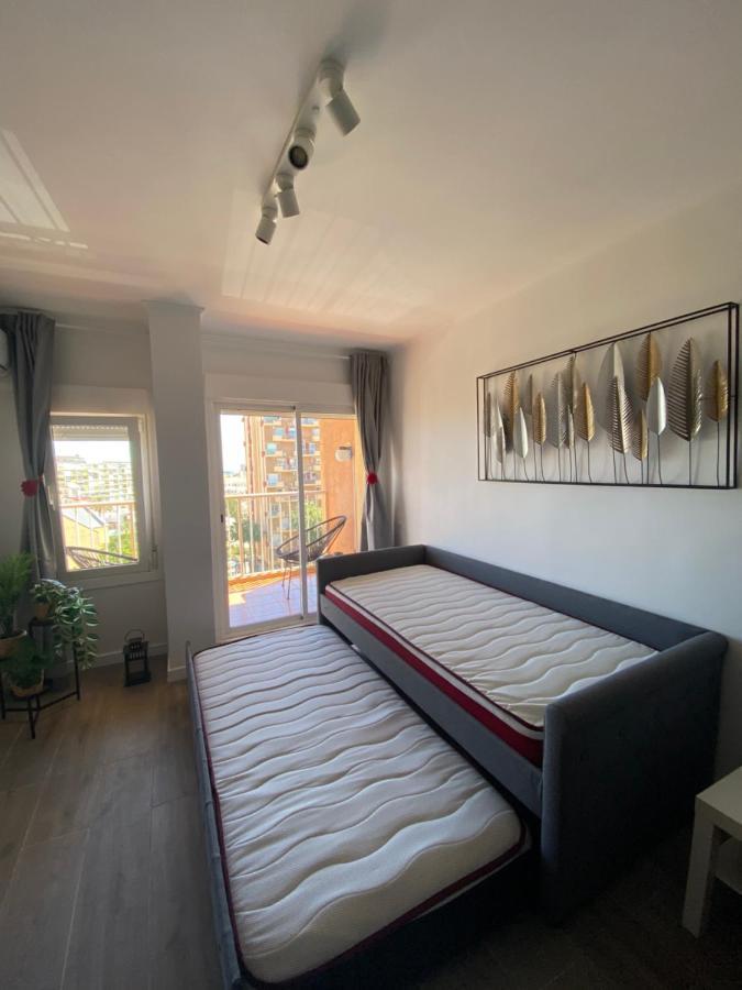Apt Centrico Con Vistas Y Piscinas Benalmadena Exterior photo