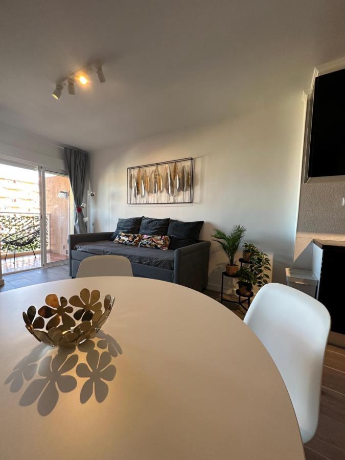 Apt Centrico Con Vistas Y Piscinas Benalmadena Exterior photo
