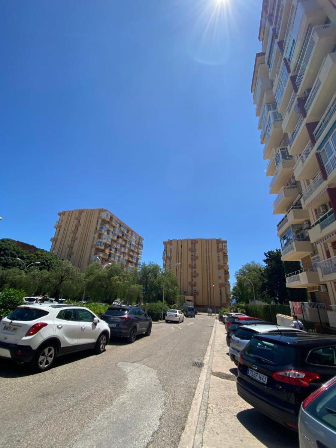 Apt Centrico Con Vistas Y Piscinas Benalmadena Exterior photo